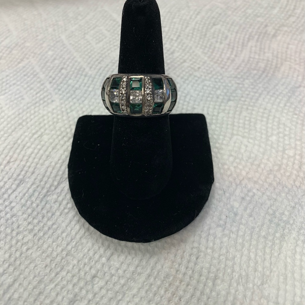 Ladies 925 sterling emerald and CZ ring